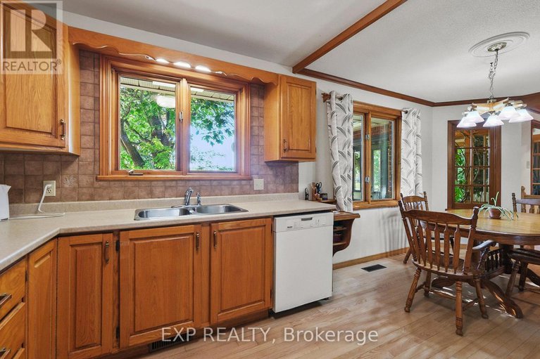 29449389/9185-ray-wilson-road/osgoode-twp-east-incl-kenmore/ottawa/ontario/K0A2P0_17