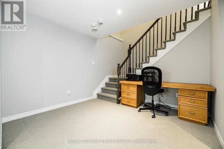 29606354/156-oxford-street-w/kemptville/north-grenville/ontario/K0G1J0_21