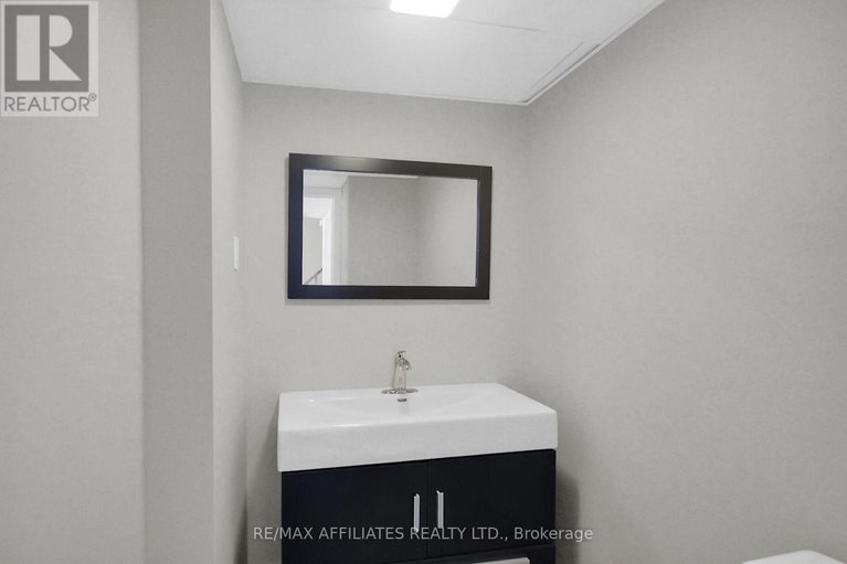 28463805/218-bookton-place/riverside-southgloucester-glen/ottawa/ontario/K1V1L9_35