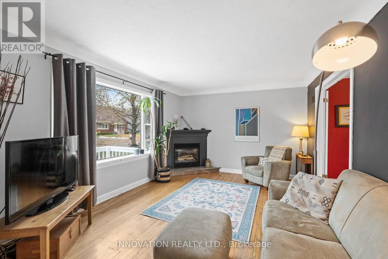 29225336/542-wolffdale-crescent/overbrookcastle-heights/ottawa/ontario/K1K1N5_5