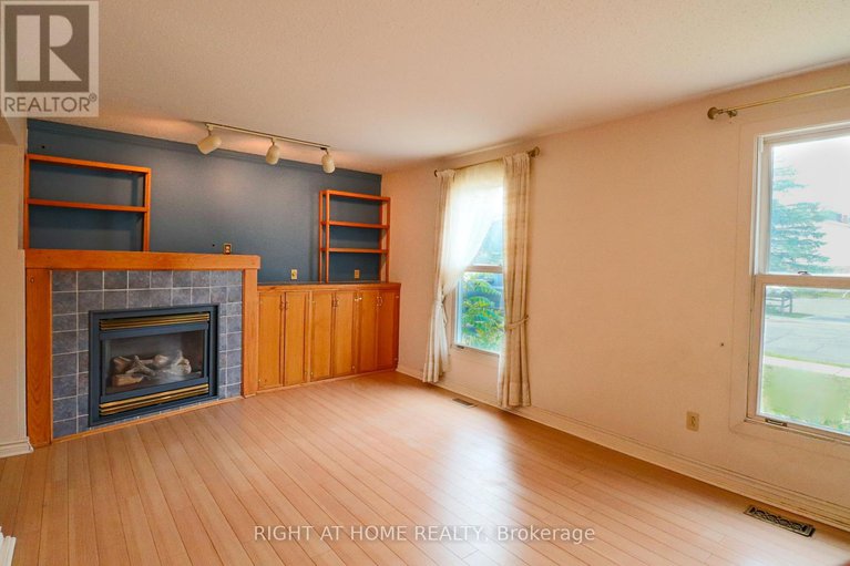 28688243/841-thorndale-drive/riverside-park-south/ottawa/ontario/K1V6Y1_4