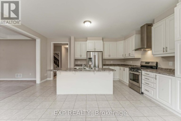 28827004/206-ponderosa-street/emerald-meadowstrailwest/ottawa/ontario/K2V0J6_17