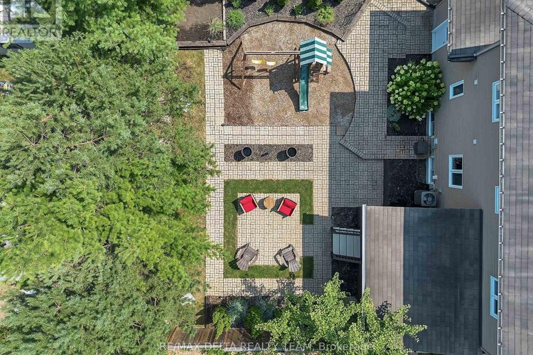 29607677/548-emerald-street/town-of-rockland/clarence-rockland/ontario/K4K0C1_45