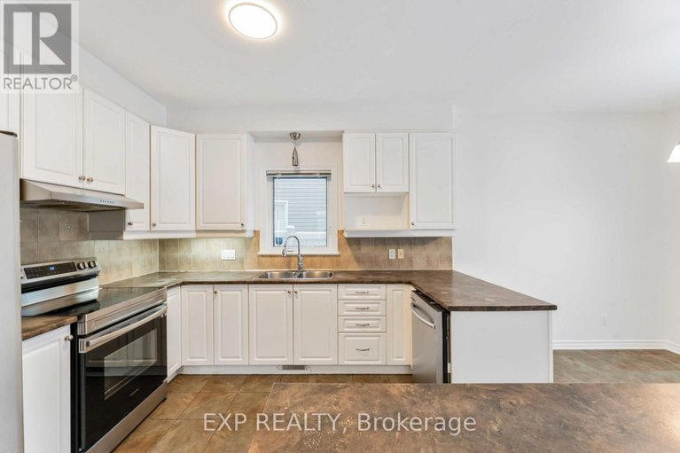 29186601/119-anfield-crescent/barrhaven-east/ottawa/ontario/K2G7B7_16