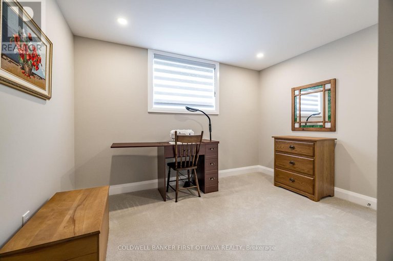 28424971/481-sangeet-place/goulbourn-twp-from-franktown-rdsouth-to-rideau/ottawa/ontario/K0A2Z0_44