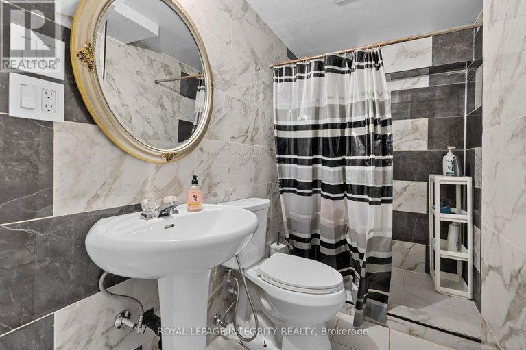 28599502/3485-mccarthy-road/hunt-clubwestern-community/ottawa/ontario/K1V8Z9_30