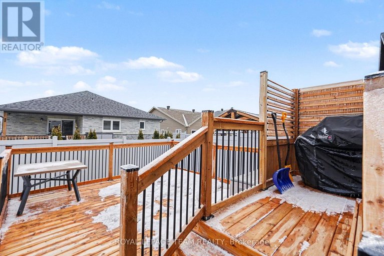 29469696/855-reaume-street/mississippi-mills-ramsay-twp/mississippi-mills/ontario/K0A1A0_36