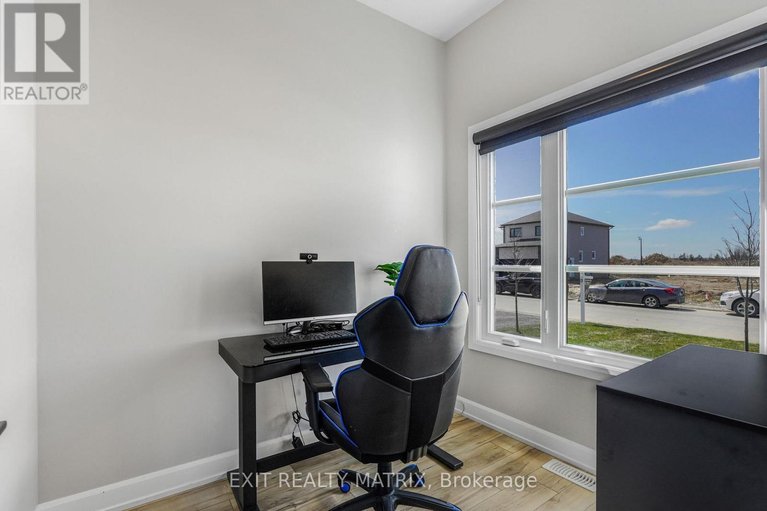 29640037/1202-montblanc-crescent/embrun/russell/ontario/K0A1W0_4