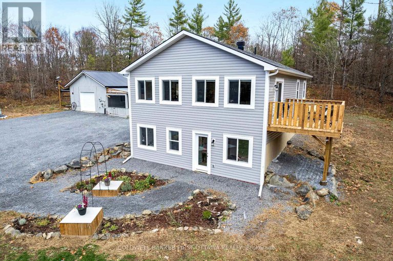 29065809/946-french-line-road/lanark-highlands-darling-twp/lanark-highlands/ontario/K0G1K0_1