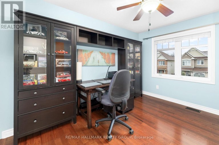 29648631/548-langelier-avenue/mer-bleuebradley-estatesanderson-park/ottawa/ontario/K1W0E7_26