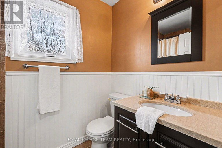 29445577/30-colonel-drive/north-grenville-twp-kemptville-south/north-grenville/ontario/K0G1J0_49