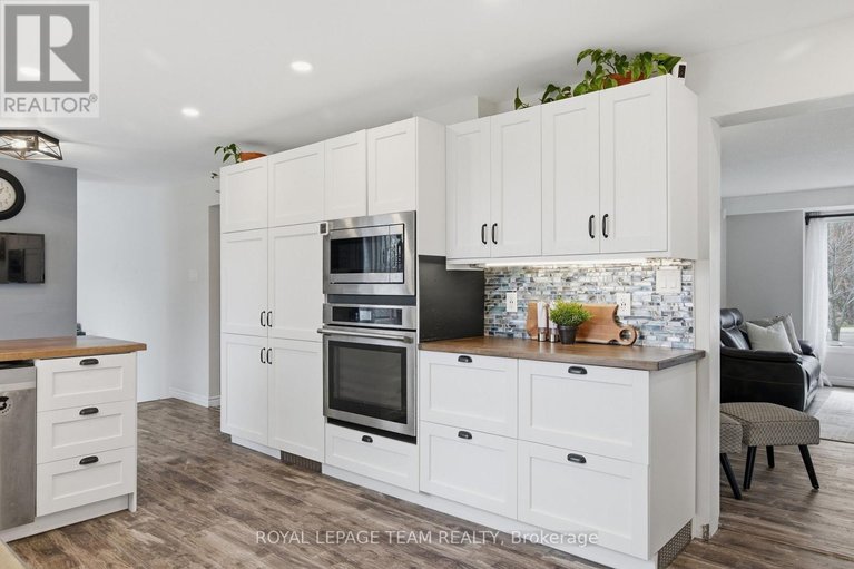 29684354/136-malvern-drive/pheasant-run/ottawa/ontario/K2J2G5_11