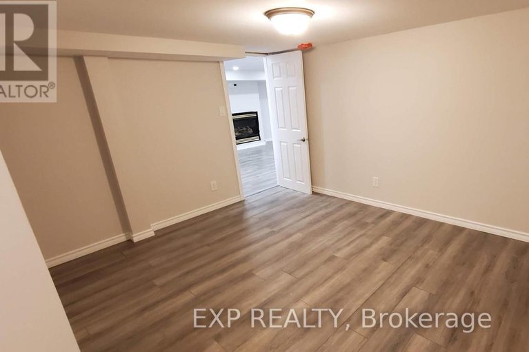28707201/113-ridgefield-crescent/arbeatha-park/ottawa/ontario/K2H6T4_35