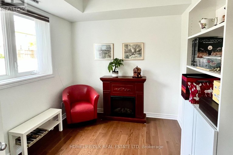 28506836/7-137-oldfield-crescent-street/barrhaven-east/ottawa/ontario/K2G7C7_16