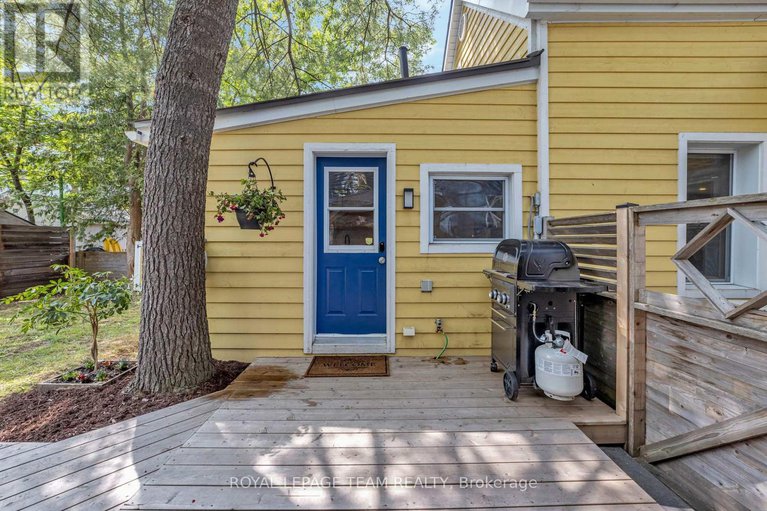 28410245/2748-rowatt-street/britannia/ottawa/ontario/K2B6N9_33