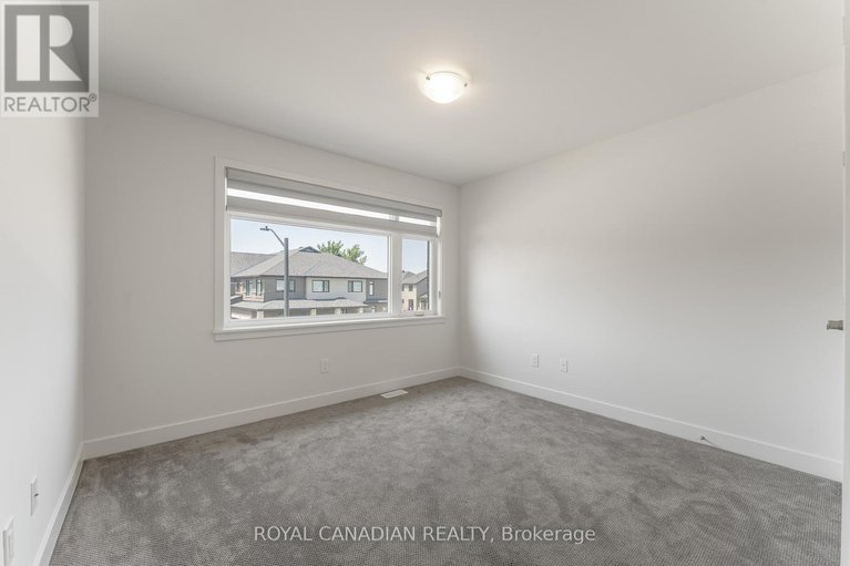 27728416/92-big-dipper-street/ottawa/ontario/K4M0L9_28
