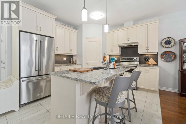 29134369/259-merrithew-street-w/almonte/mississippi-mills/ontario/K0A1A0_18