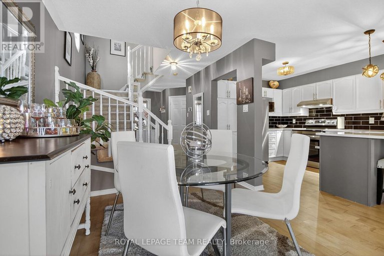 29115159/7-newcastle-avenue/morgans-grantsouth-march/ottawa/ontario/K2K2R2_14