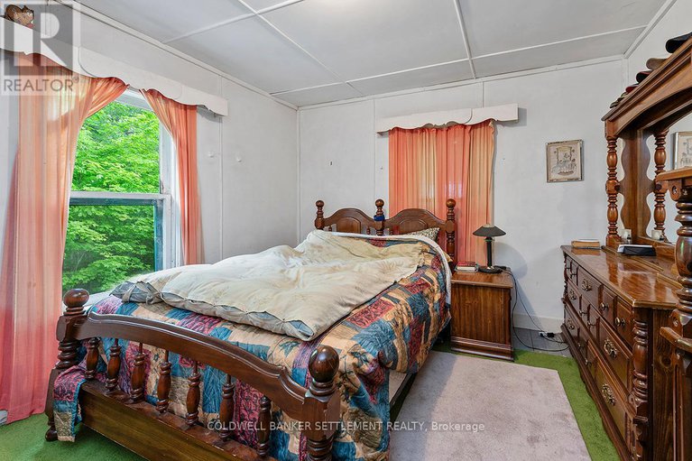 28398318/1672-dalhousie-conc-8-concession/lanark-highlands-dalhousie-twp/lanark-highlands/ontario/K0G1M0_11