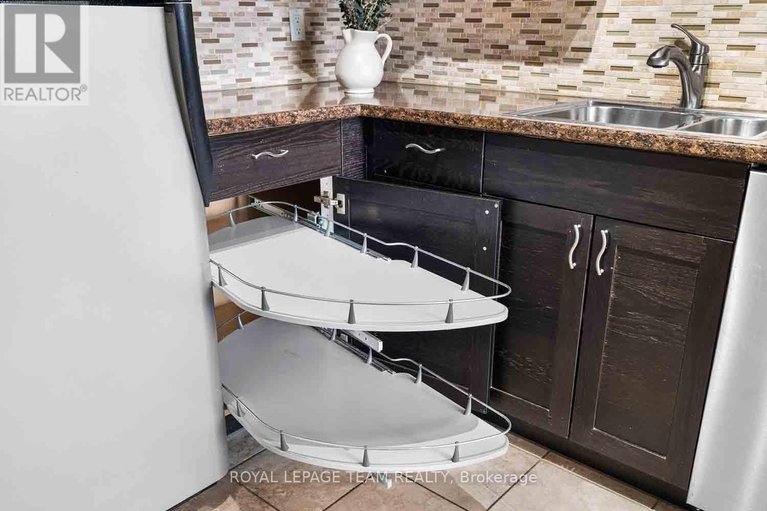 29387880/507-2625-regina-street/britannia/ottawa/ontario/K2B5W8_27