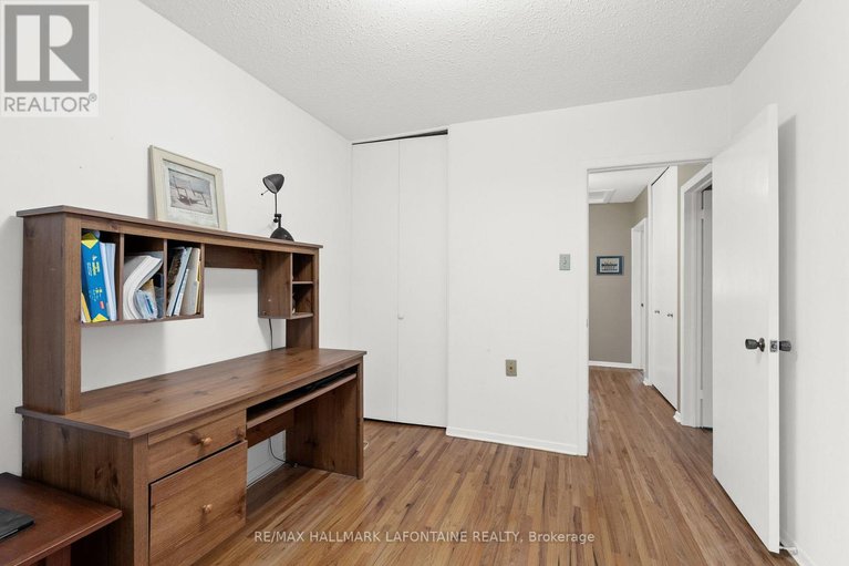 28804583/876-walkley-road/riverside-park-south/ottawa/ontario/K1V6R5_25