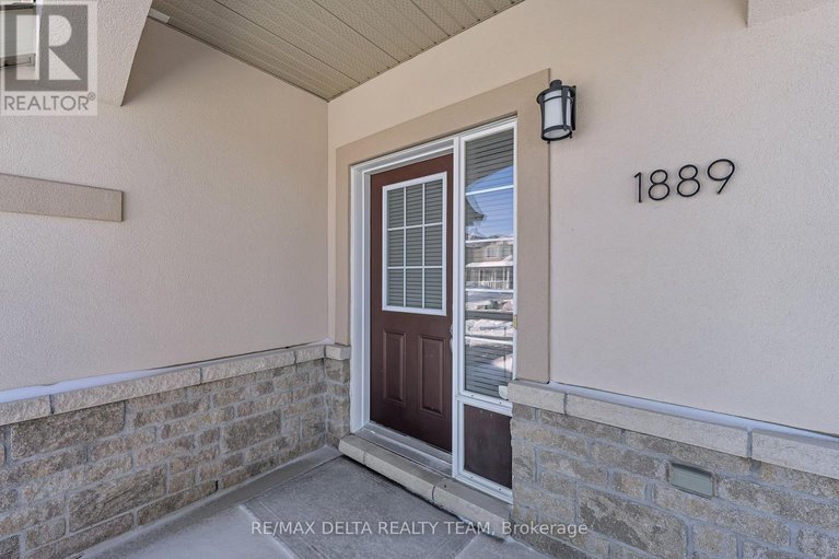 29413611/1889-montmere-avenue/notting-hillsummerside/ottawa/ontario/K4A0E7_2