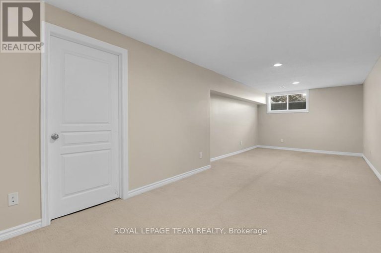 29177022/541-salzburg-drive/notting-hillsummerside/ottawa/ontario/K4A0C6_29