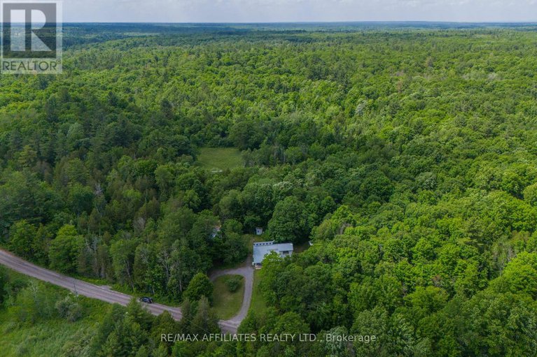28517166/1655-old-perth-road/mississippi-mills-ramsay-twp/mississippi-mills/ontario/K0A1A0_41