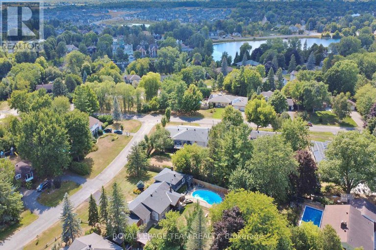 29003460/1079-christopher-drive/manotick-long-island-nicholls-island/ottawa/ontario/K4M1J2_48