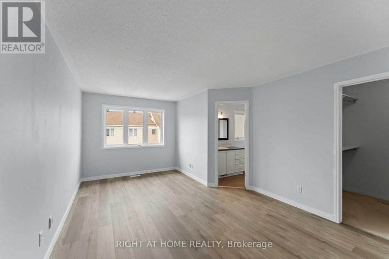28840958/421-hillsboro-private/emerald-meadowstrailwest/ottawa/ontario/K2M3A7_14