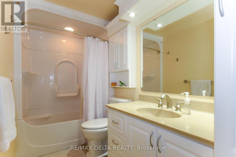 29629374/13-parklane-court/blackburn-hamlet/ottawa/ontario/K1B3H3_25