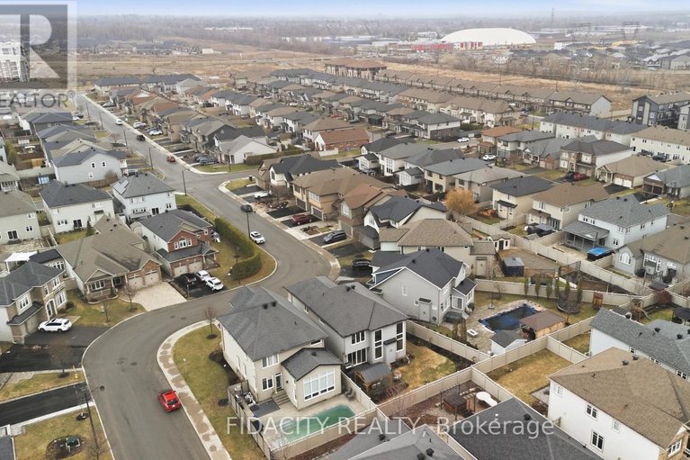 29617148/216-balikun-heights/emerald-meadowstrailwest/ottawa/ontario/K2V0A6_46