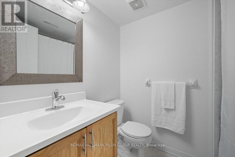 28853846/10-lakepointe-drive/avalon-east/ottawa/ontario/K4A5E3_14