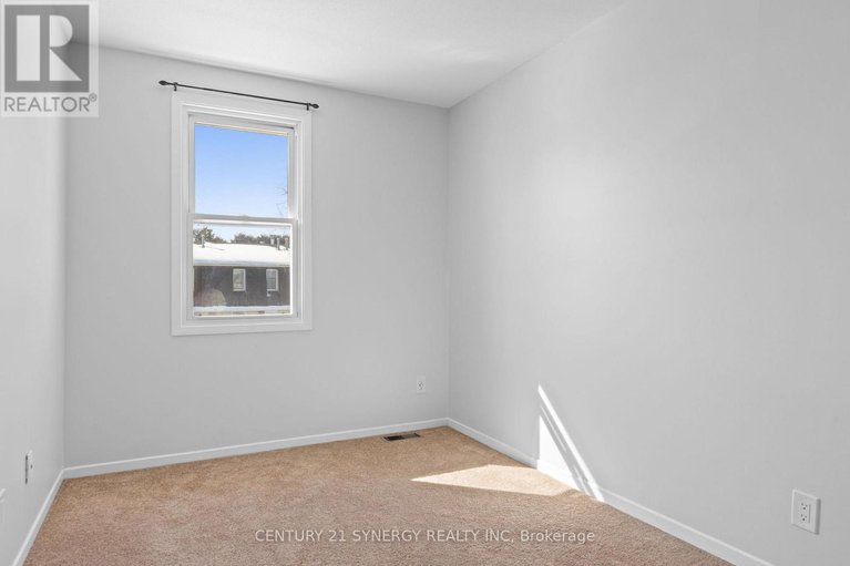 29413275/22-1963-fairglen-mews/blackburn-hamlet-south/ottawa/ontario/K1B5A5_26