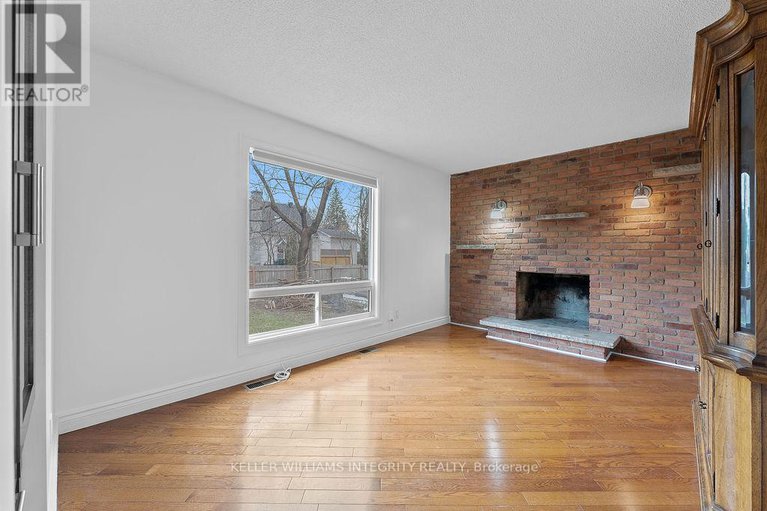 28206742/62-chippewa-avenue/meadowlandsst-claire-gardens/ottawa/ontario/K2G1Y2_15