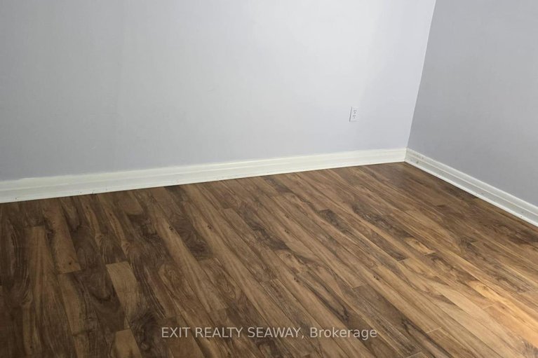 28600169/8154-victoria-street/metcalfe/ottawa/ontario/K0A2P0_10