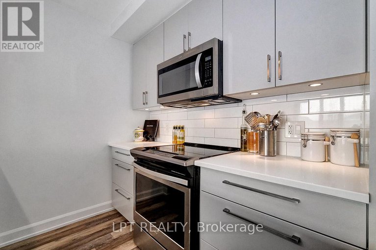 28592352/4-509-gladstone-avenue/ottawa-centre/ottawa/ontario/K1R5N9_17