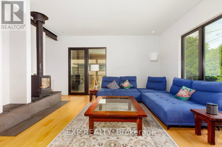 28586645/179-mountbatten-avenue/applewood-acres/ottawa/ontario/K1H5V6_9