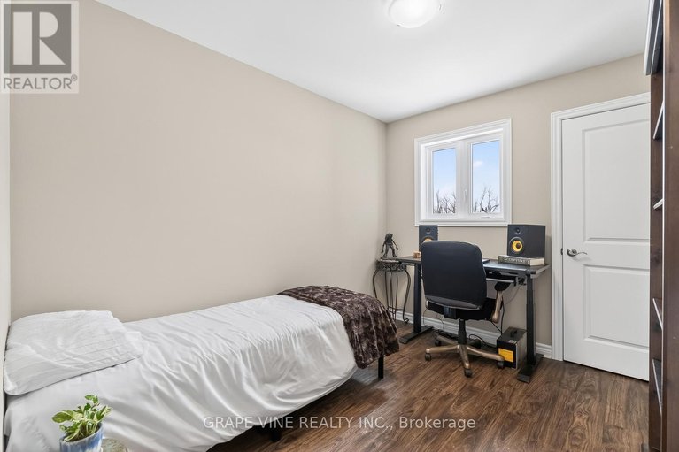 29642085/650-fisher-street/north-grenville-twp-kemptville-south/north-grenville/ontario/K0G1J0_29