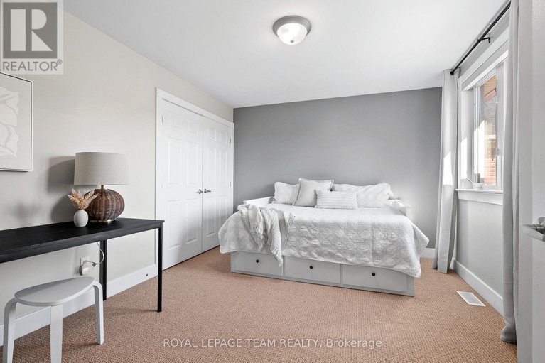 28868427/165-bonnyley-crescent/north-grenville-twp-kemptville-south/north-grenville/ontario/K0G1J0_28