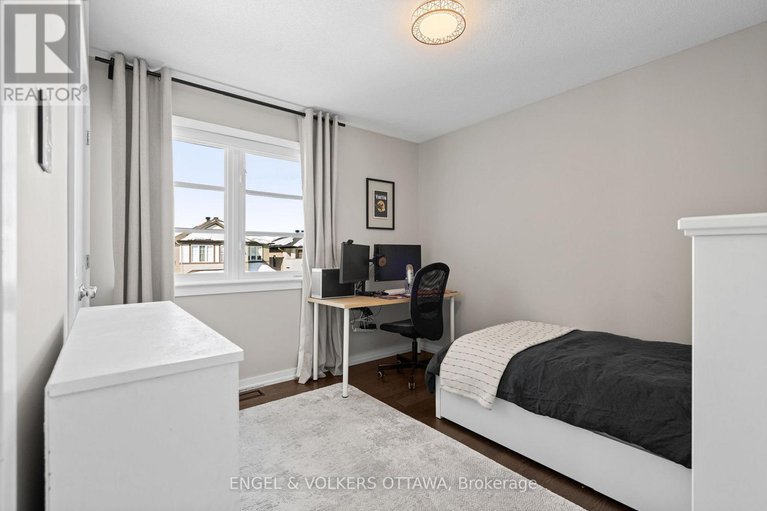 29373193/267-sceptre-way/emerald-meadowstrailwest/ottawa/ontario/K2V0C6_34