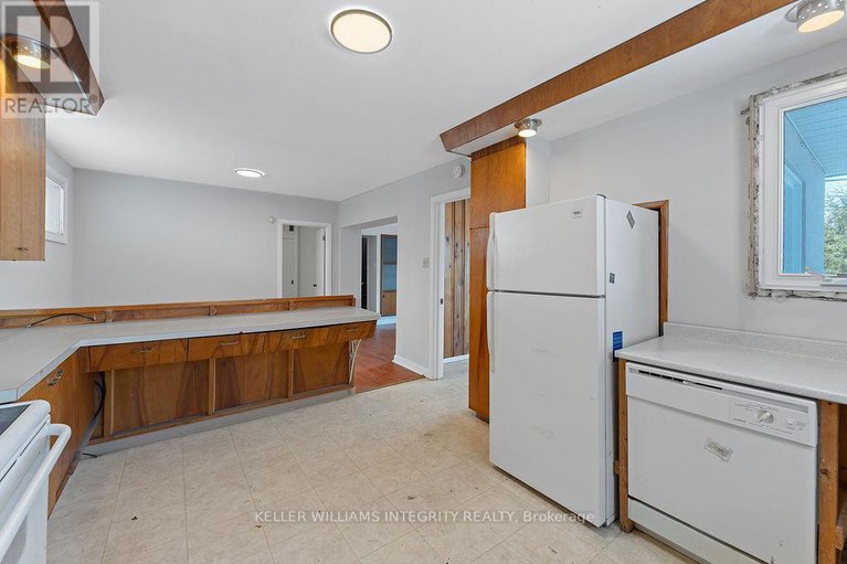 28244389/3722-st-joseph-boulevard/fallingbrookridgemount/ottawa/ontario/K4A0Z5_17