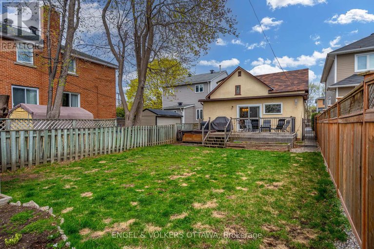 28288028/674-melbourne-avenue/laurentianview/ottawa/ontario/K2A1X5_40