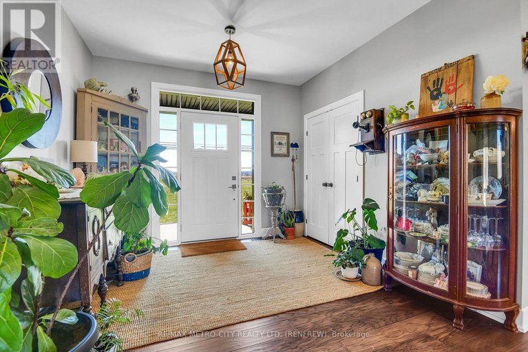 29634627/782-bruce-street/horton-twp/horton/ontario/K7V3Z4_4