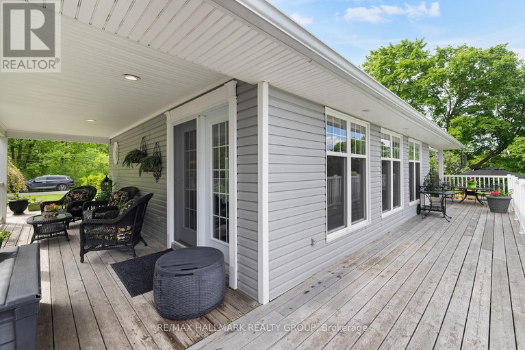 28377545/1-rideau-glen-drive/rideau-heightsashdalerideau-glen/ottawa/ontario/K2C3H1_41