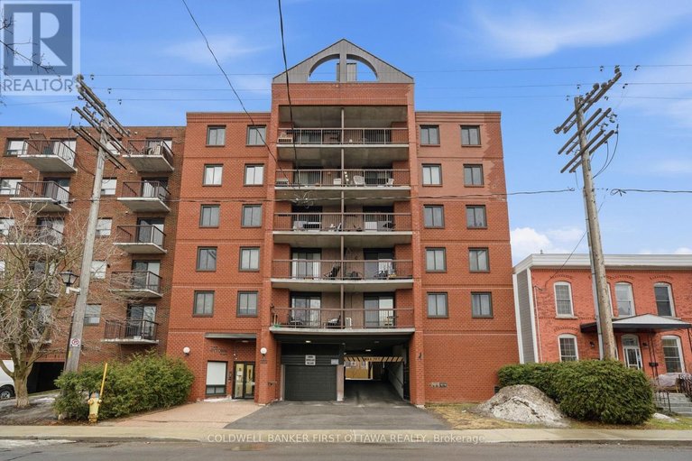 29622144/402-222-guigues-avenue/lower-townbyward-market/ottawa/ontario/K1N5J2_2