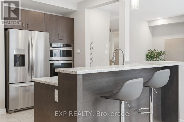 29383011/118-discovery-crescent/stittsville-north/ottawa/ontario/K2S0Z9_21