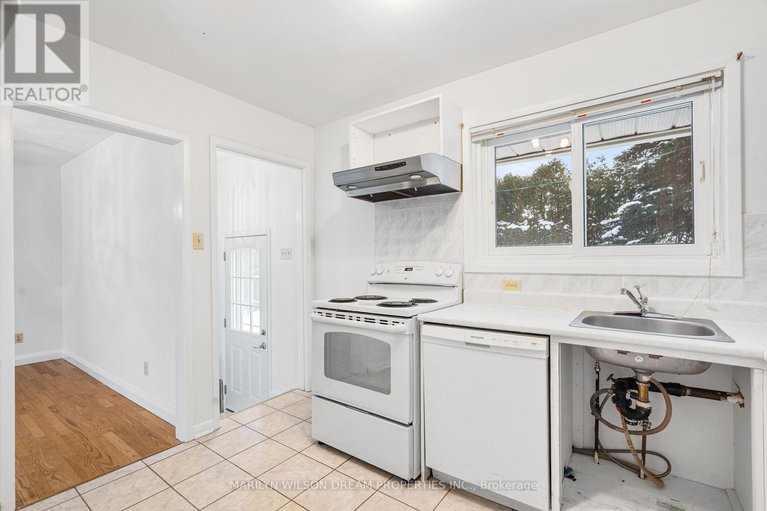 29302760/18-virgil-road/lynwood-village/ottawa/ontario/K2H6B3_11