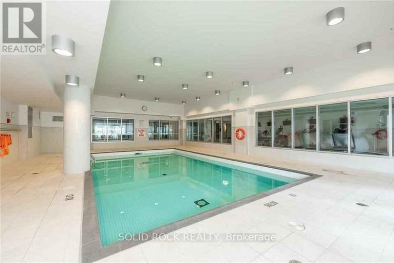 28361578/306-195-besserer-n/sandy-hill/ottawa/ontario/K1N0B6_18