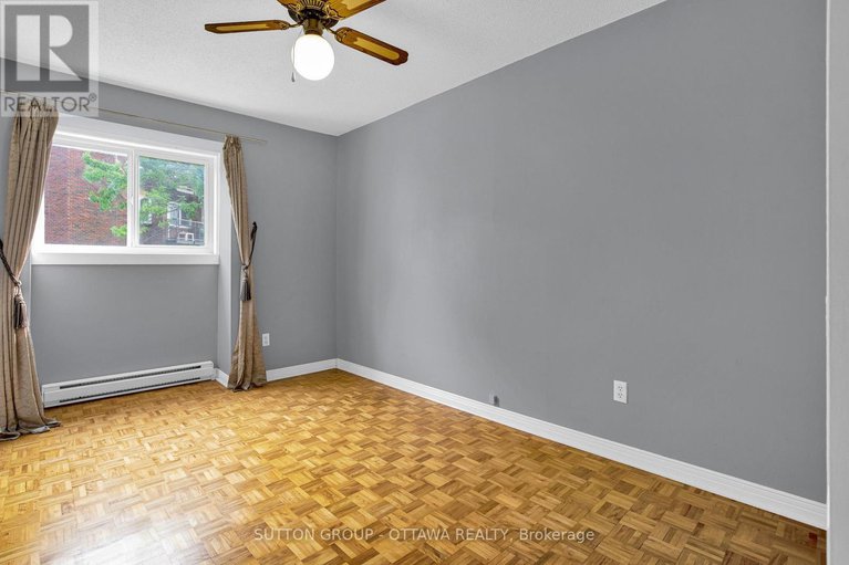 28421721/39j-1958-jasmine-crescent/beacon-hill-south/ottawa/ontario/K1J7W1_15